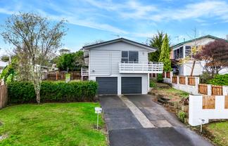 16 & 16A Lancewood Avenue, Melville