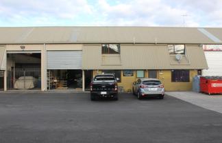 265sqm industrial unit