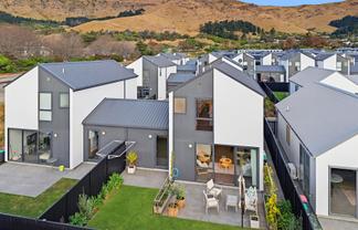 15 Stead Lane, Heathcote Valley