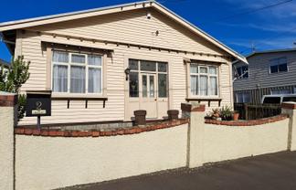 2 Heretaunga Street, Petone