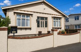 2 Heretaunga Street, Petone