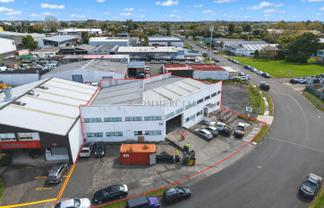 Drive Through Warehouse & Yard - 603sqm
