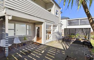 1/137 Crummer Road, Grey Lynn
