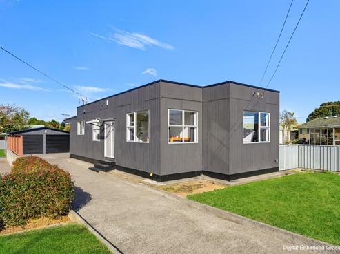 12 Falkland Street, Whanganui East