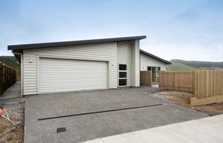 41 Crompton Avenue, Churton Park