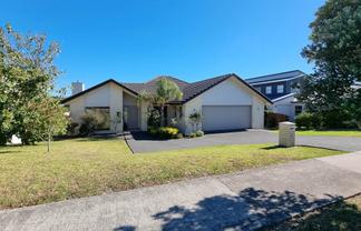 59 Pine Harbour Parade, Beachlands