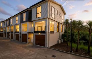 82 Makamaka Lane, Albany Heights