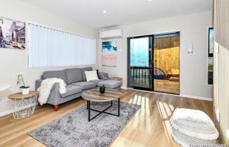2/27 Landscape Road, Papatoetoe