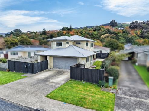 8 Davies Street, Tawa