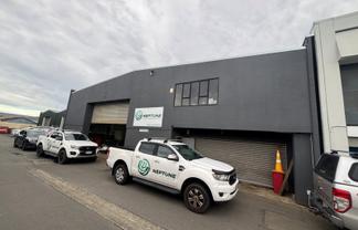 Versatile Warehouse & Office