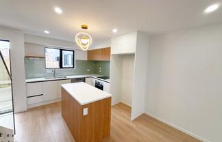 2/1 O'Connell Street, Manurewa