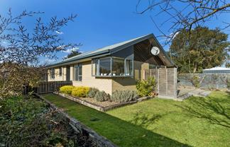 13a Bunting Place, Woodend