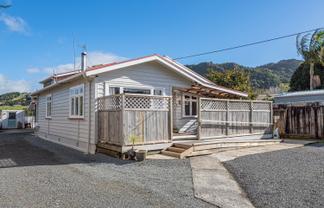 89 Great North Road, Kamo