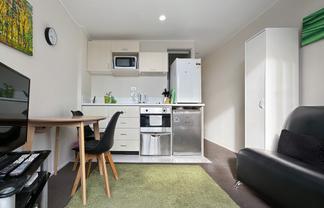 122/72 Nelson Street, Auckland Central