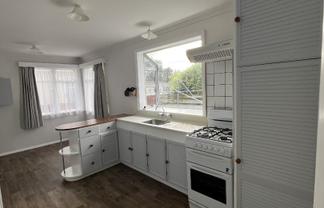 34 Highbury Avenue, Highbury