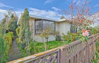 2 Danvers Street, Havelock North