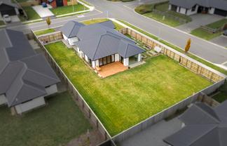 35 Graeme Foote Street, Darfield