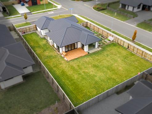 35 Graeme Foote Street, Darfield
