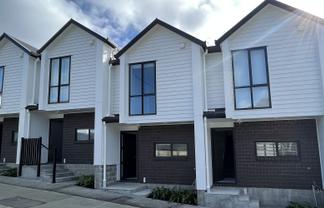 3/3 Fairdale Place, Birkdale