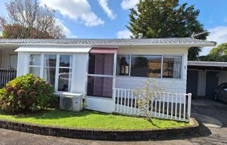 1/11A Bayside Avenue, Te Atatu Peninsula