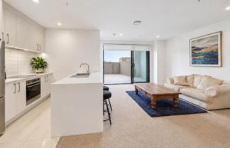 204/8 Waikumete Road, Glen Eden