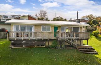 113 Kingsford Place, Thames