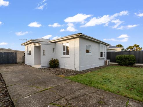 5 Stirling Street, Windsor