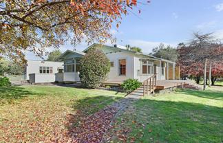 420 Central Road South, Upper Moutere