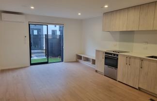 6/245 Moorhouse Avenue, Sydenham