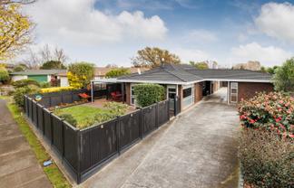 52 Kentucky Way, Awapuni