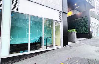AFFORDABLE CBD RETAIL OPPORTUNITY
