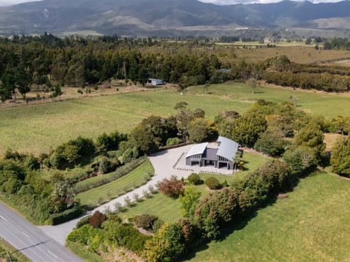 168 Utopia Road, Westport