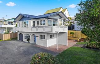 209C Onewa Road, Birkenhead