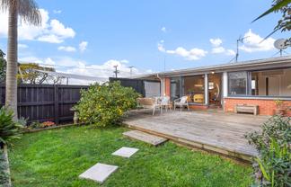 2/100 Victoria Street, Onehunga