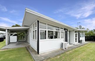 2/455 Featherston Street, Palmerston North Surrounds