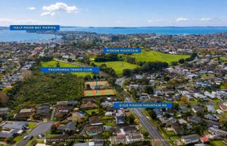2/115 Pigeon Mountain Road, Half Moon Bay