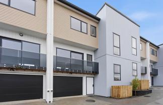 5D Arawa Street, New Lynn