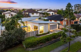 373 Millwater Parkway, Millwater