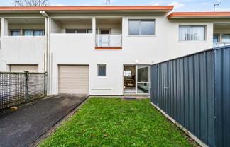 6 Vitex Lane, Henderson