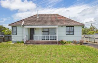 1 Gladstone Street, Foxton