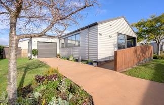 261/61 Golden Sands Drive, Papamoa