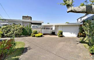22 Korau Road, Epsom, Epsom