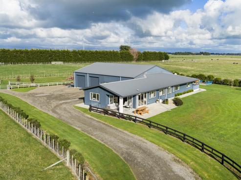 106 Reid Line East, Feilding