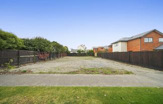 87 Hawthorne Street, Strowan