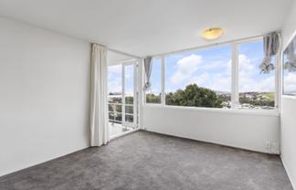 6/76 Coates Avenue , Orakei