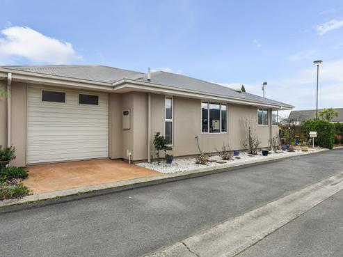 1 Ivy Crescent, Richmond