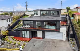 16 Manhattan Rise, Orewa