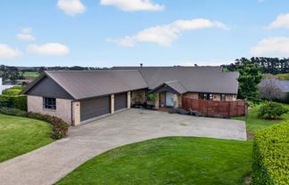 136 Mcrobbie Road, Kingseat