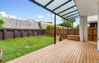 9 Paina Crescent, Massey
