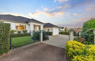 7 Hendrika Court, Hobsonville
